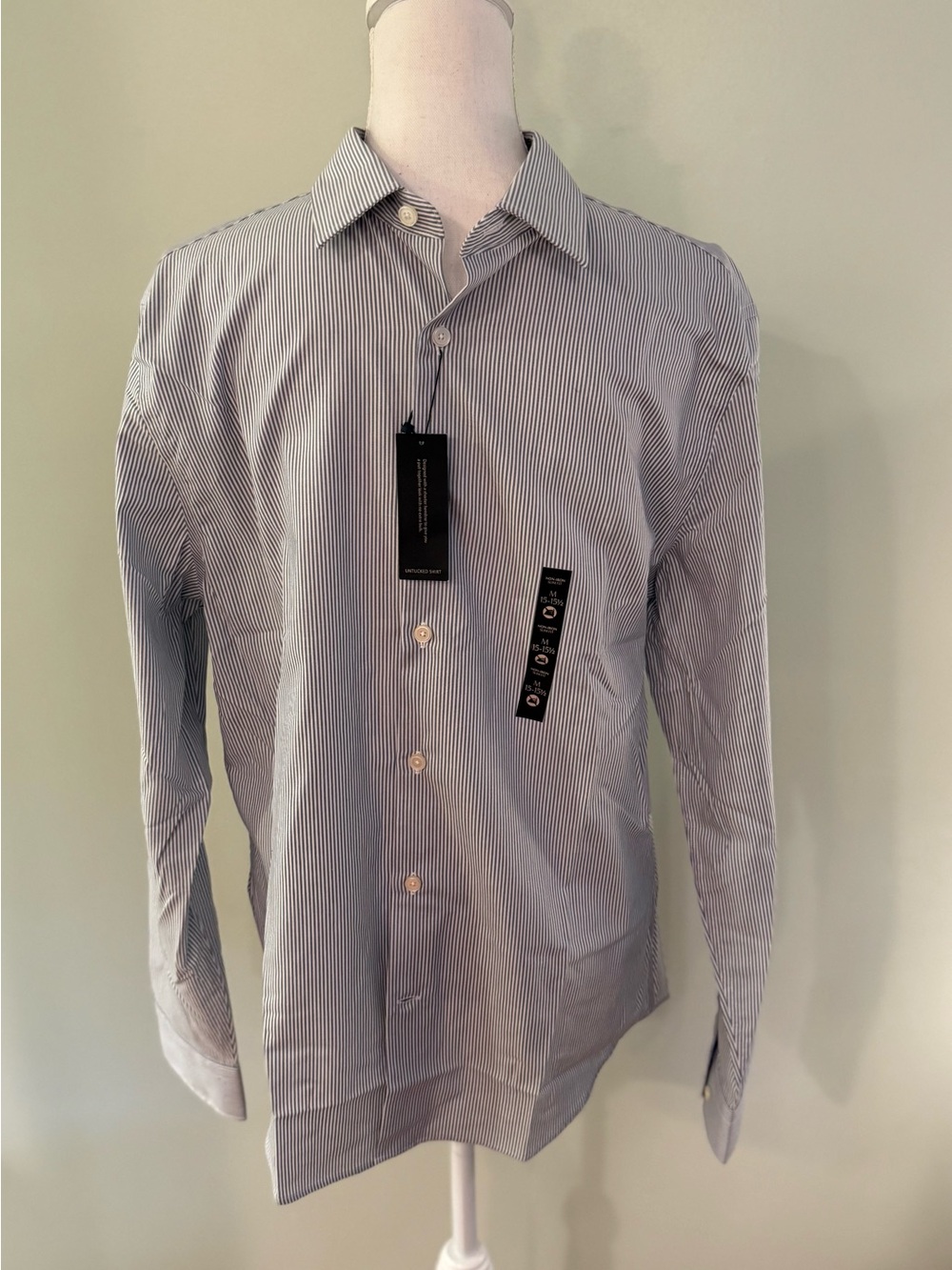 Banana Republic Untucked Fit Non-Iron Blue and White Pinstripe Dress Shirt